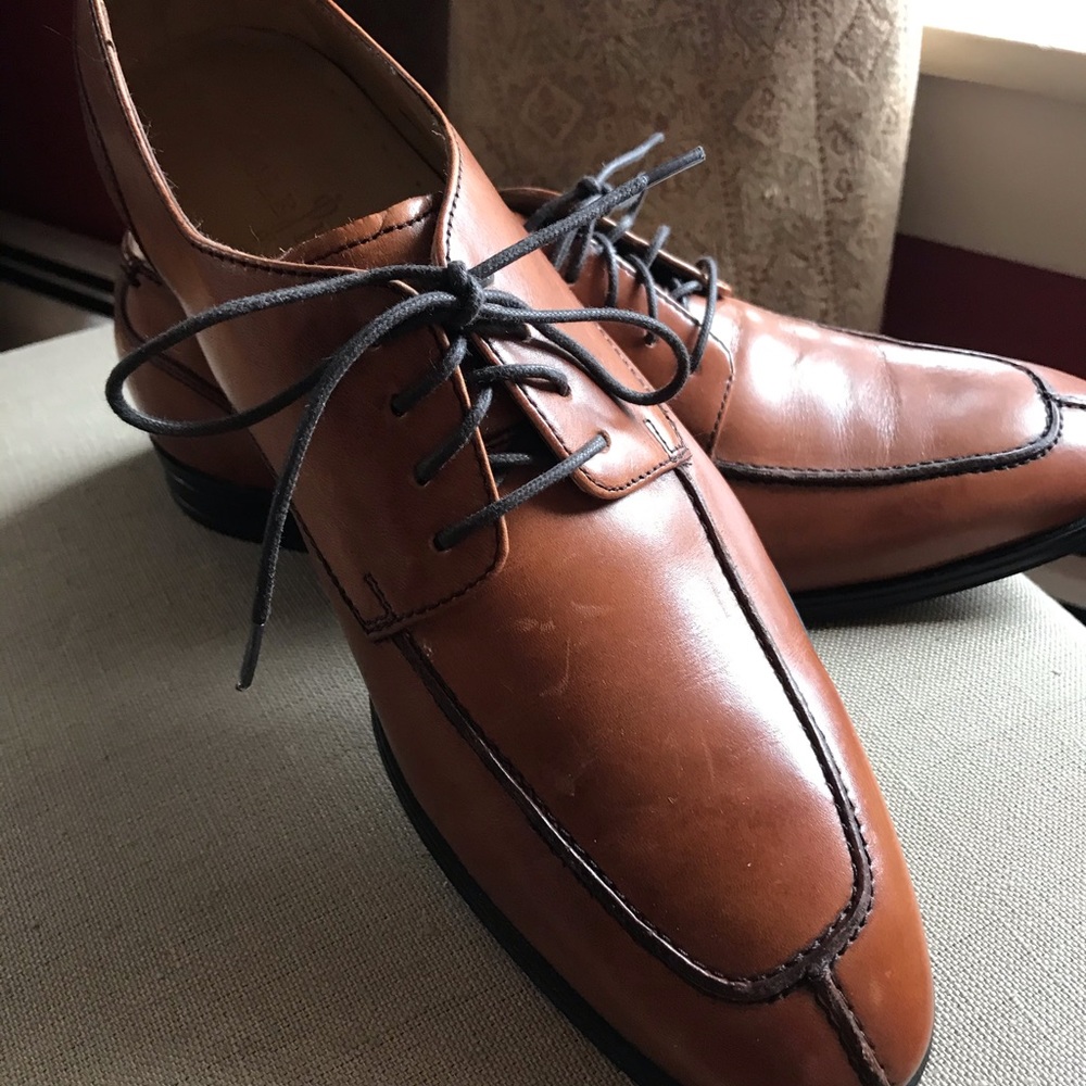 Cole Haan men’s leather lace up derby dress shoe